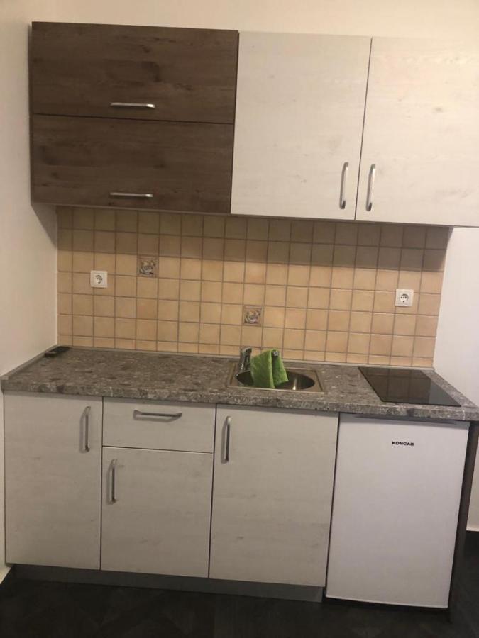 Apartments Tonka 扎达尔 外观 照片