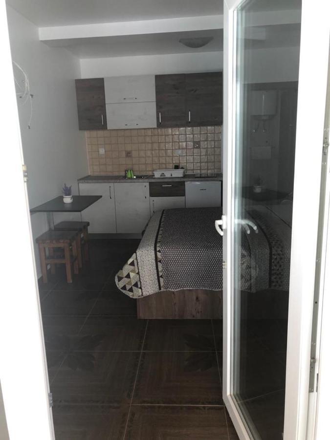 Apartments Tonka 扎达尔 外观 照片