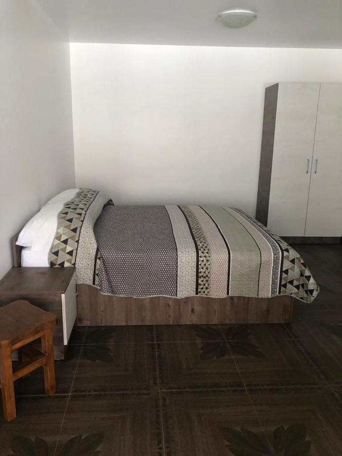 Apartments Tonka 扎达尔 外观 照片