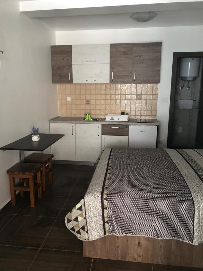 Apartments Tonka 扎达尔 外观 照片