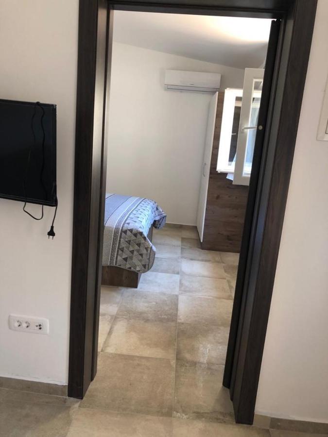 Apartments Tonka 扎达尔 外观 照片