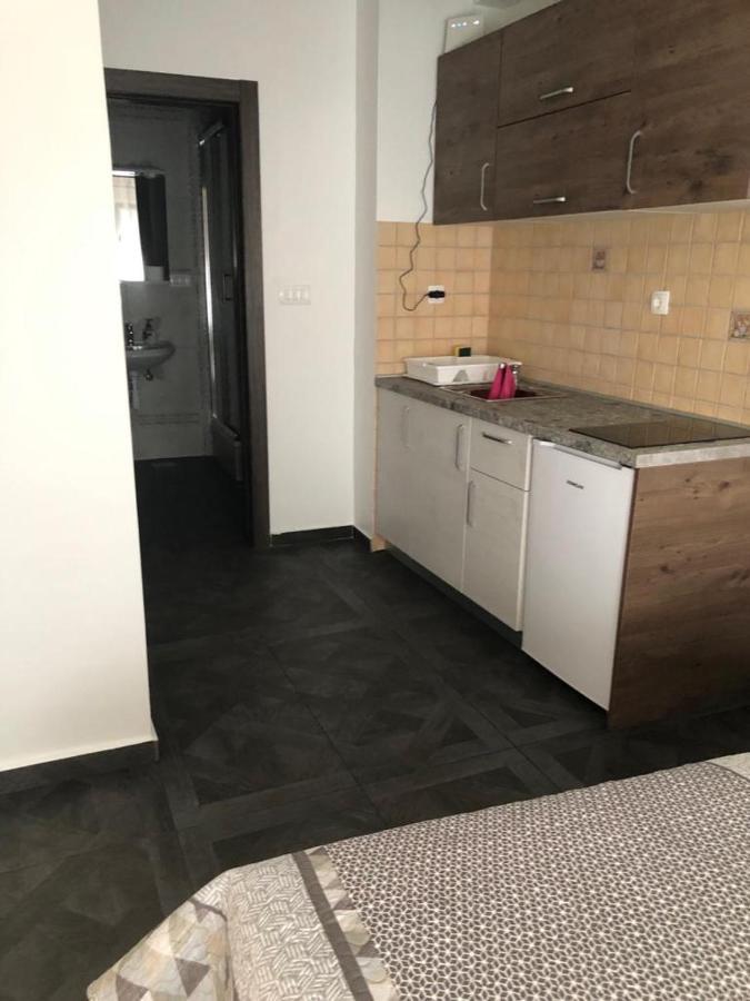 Apartments Tonka 扎达尔 外观 照片